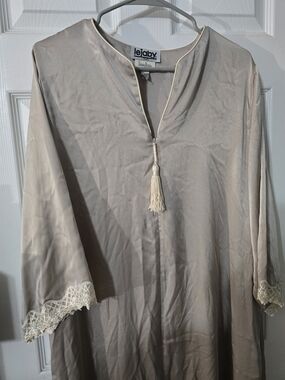 Lejaby Paris Neiman Marcus Cream Satin Caftan with Tassel Sz L